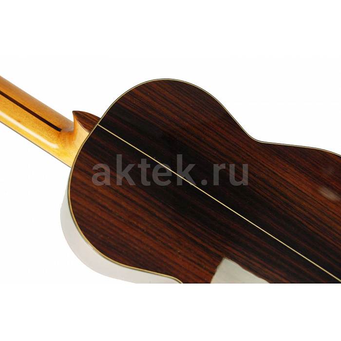Классическая гитара Admira Monica 4