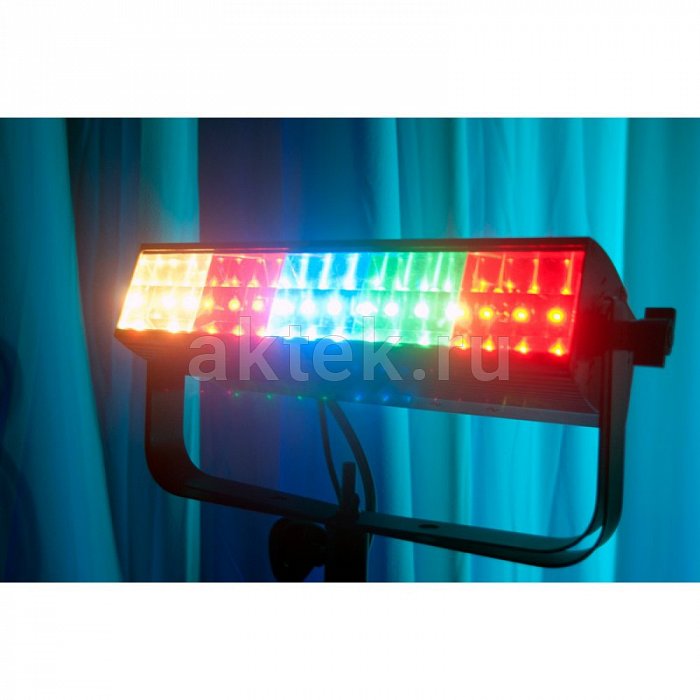 Стробоскоп American DJ PIXEL Pulse BAR DMX 4
