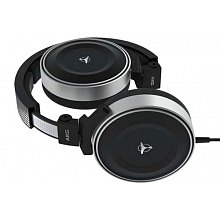 Закрытые наушники AKG K167 DJ 2