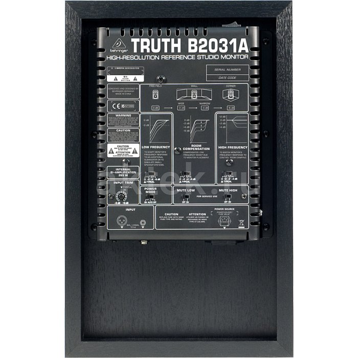 Студийный монитор Behringer B2031A 2