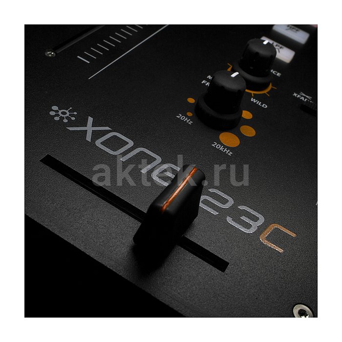 Микшерный пульт Allen & Heath XONE:23C 8