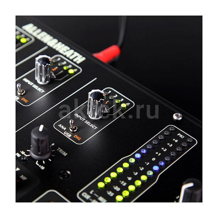 Цифровой микшер Allen & Heath XONE:DB2 8