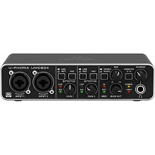 Аудио интерфейс Behringer UMC204