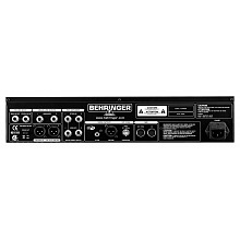 Гитарный предусилитель Behringer Bass V-AMP PRO 2