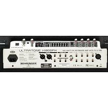 Клавишный комбо Behringer K1800FX 3