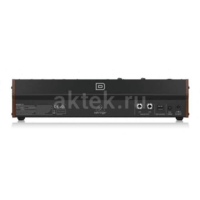 Синтезатор BEHRINGER MODEL D 3