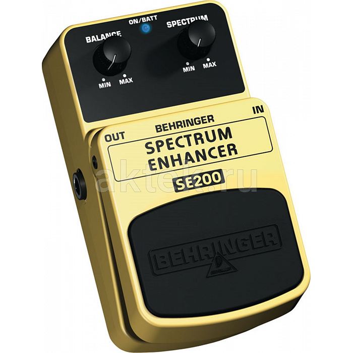 Педаль эффектов Behringer SE200 3