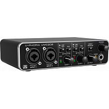 Аудио интерфейс Behringer UMC202 2