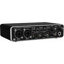 Аудио интерфейс Behringer UMC204HD