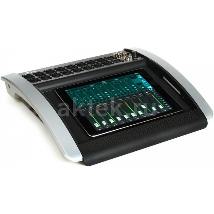 Цифровой микшер Behringer X18 4