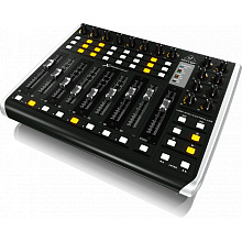 Универсальный контроллер Behringer X-TOUCH COMPACT 3