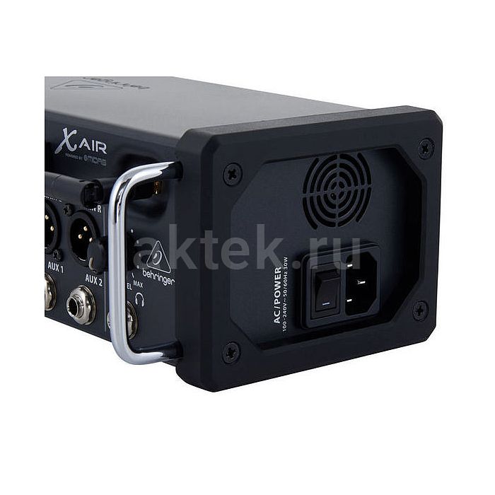 Цифровой микшер Behringer XR12 2