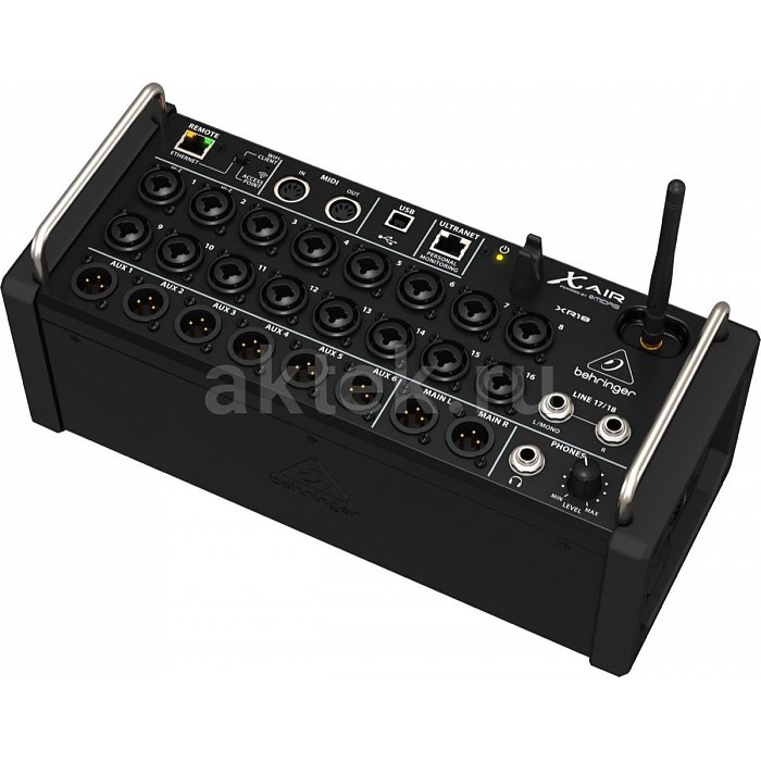 Цифровой микшер Behringer XR18 3