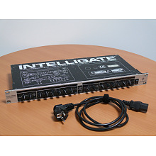 Экспандер Behringer XR2000 3 Экспандер Behringer XR2000 3
