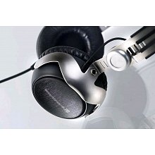Студийные наушники Beyerdynamic DT 1350 2