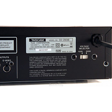 CD проигрыватель Tascam CD-200iB 3