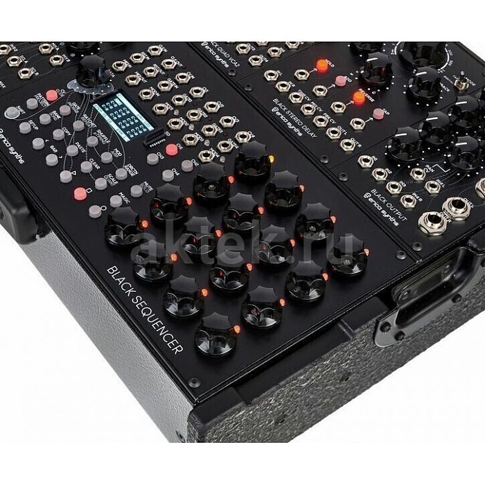 Аналоговый синтезатор Erica Synths Black System III 7