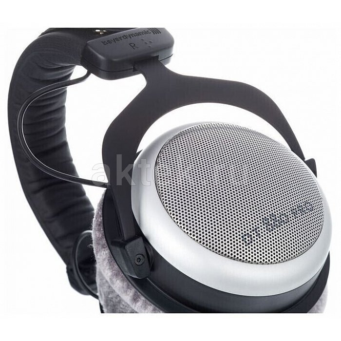 Студийные наушники Beyerdynamic DT 880 PRO 3