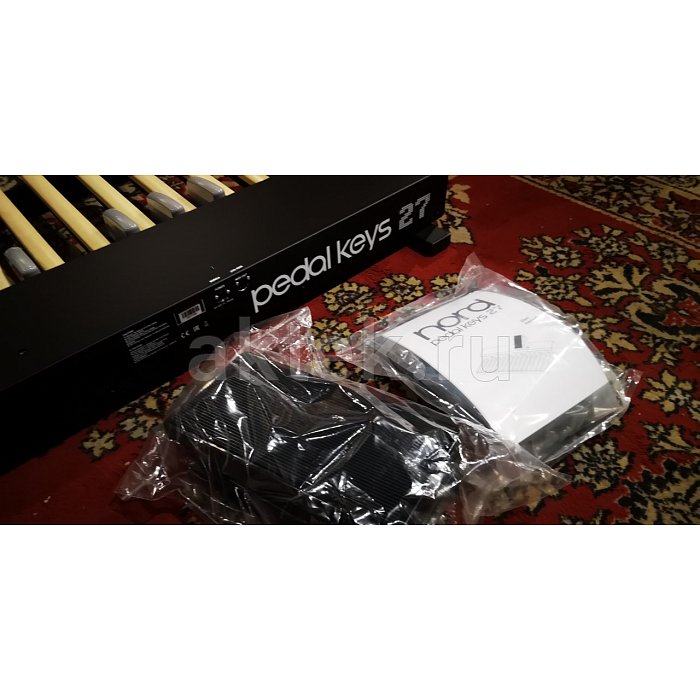 MIDI-педальная клавиатура Nord Pedal Keys 27 EOL 8