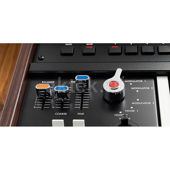 Синтезатор Korg miniKORG 700Sm 3