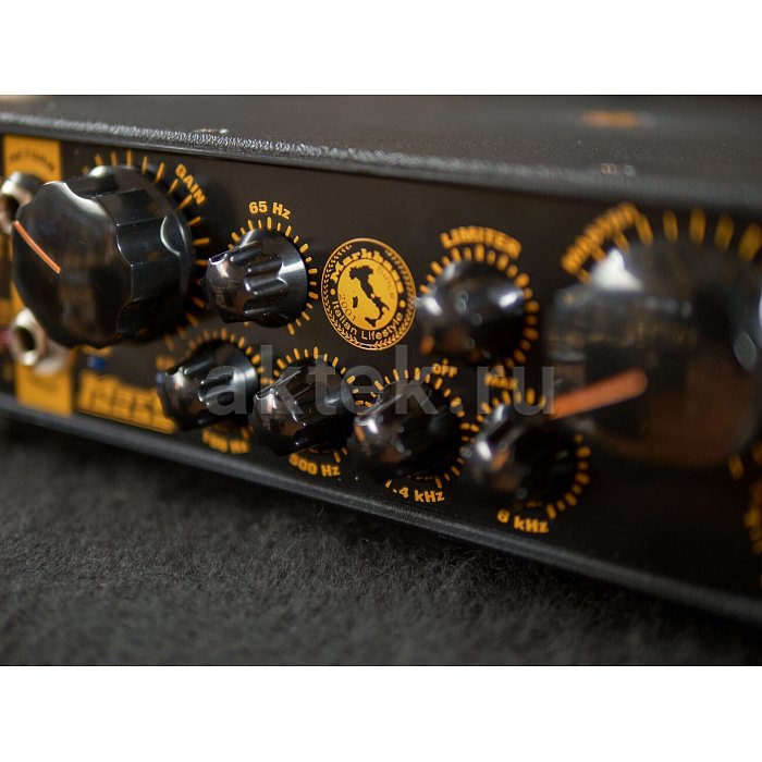 Басовый комбоусилитель Markbass LITTLE AG 58R 7