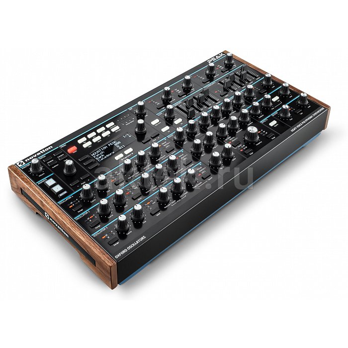 Синтезатор NOVATION PEAK 3