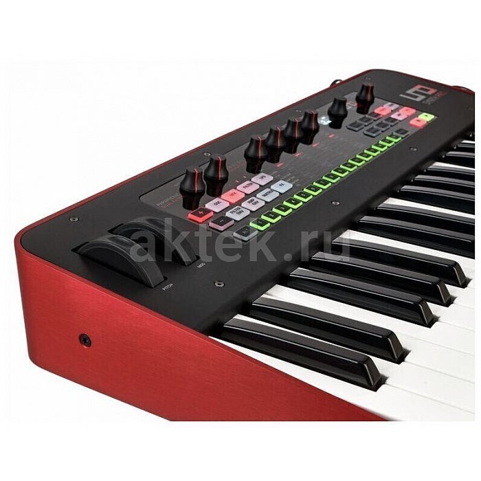 Синтезатор IK UNO Synth Pro 5