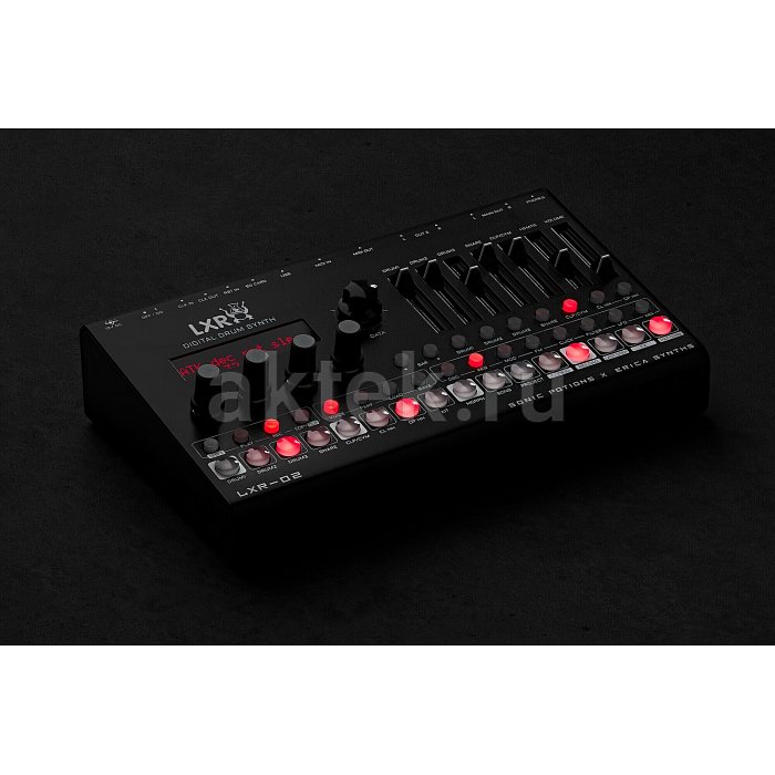 Драм-машина Erica Synths & Sonic Potions LXR-02
