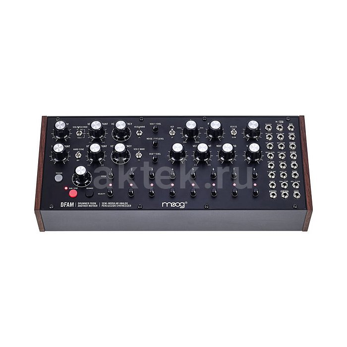 Синтезатор Moog DFAM