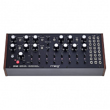 Синтезатор Moog DFAM