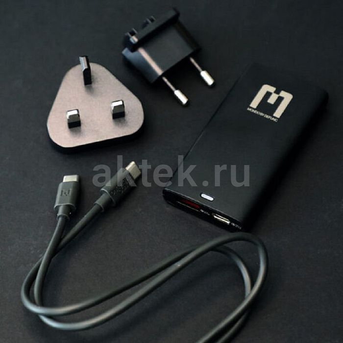 Defunc MONDO Black дорожное зарядное устройство USB-C67Вт USB-A45Вт 4