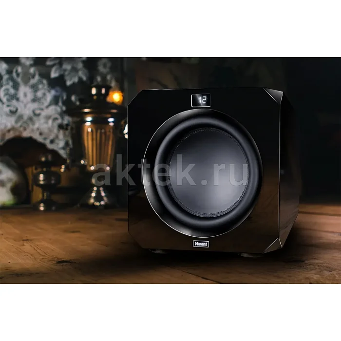 Активный сабвуфер Magnat Omega CS 12 Black 6