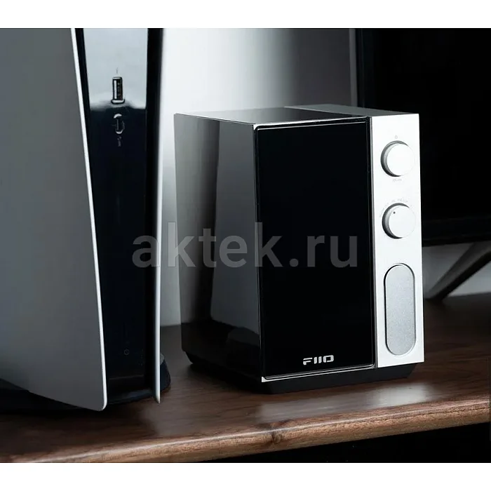 Усилитель для наушников-стример FIIO R9 Silver 5