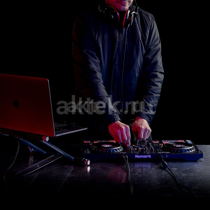 DJ-контроллер для Serato NUMARK Mixtrack Platinum FX 6