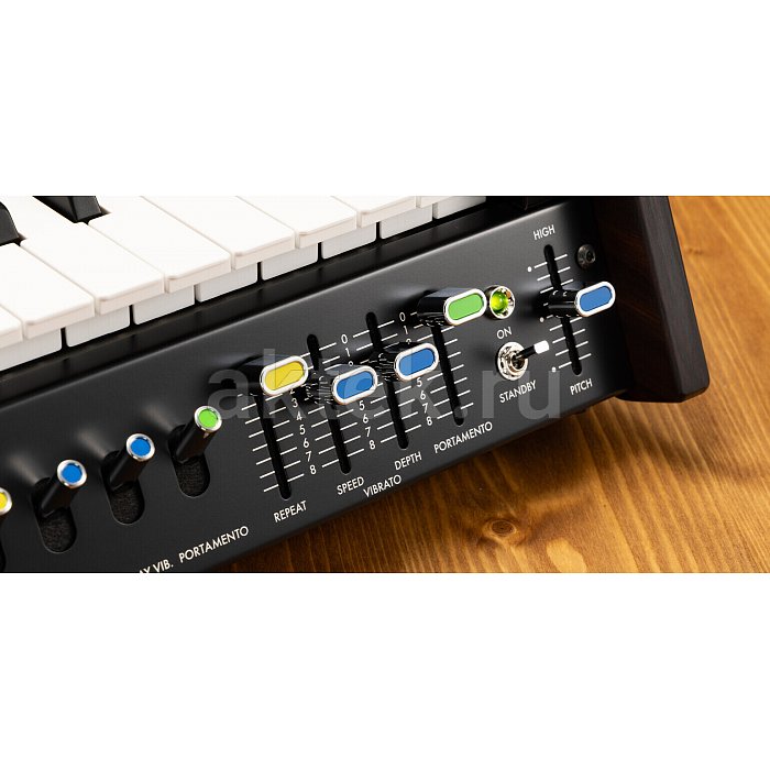 Синтезатор Korg miniKORG 700Sm 10