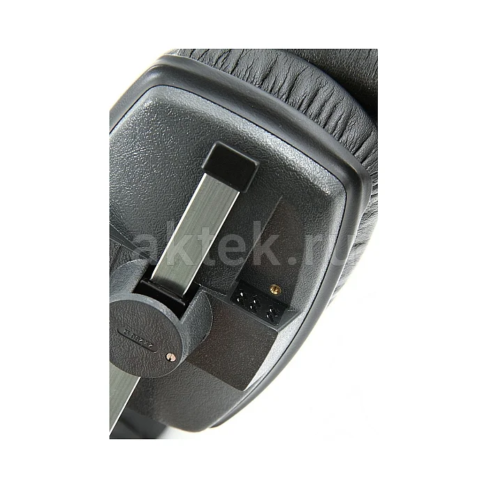 Студийные наушники Beyerdynamic DT 150 6