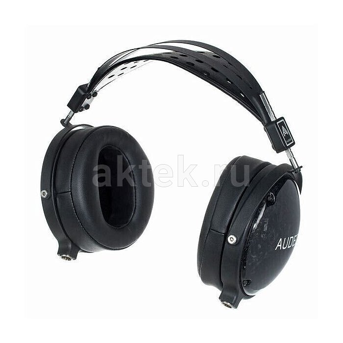 Студийные наушники Audeze LCD2 Classic Closed Back