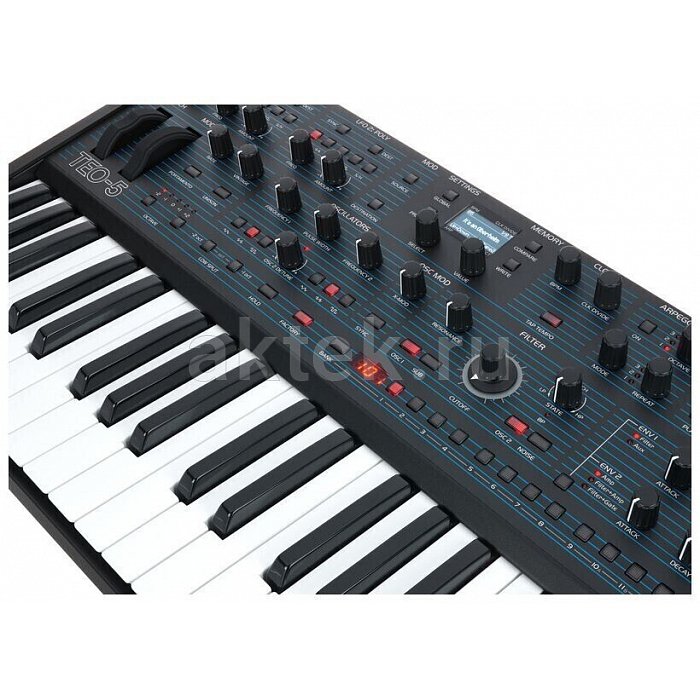 Синтезатор Oberheim TEO-5 3
