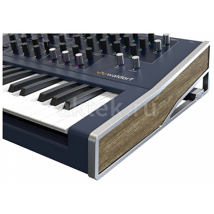 Гибридный синтезатор Waldorf Quantum MK2 2