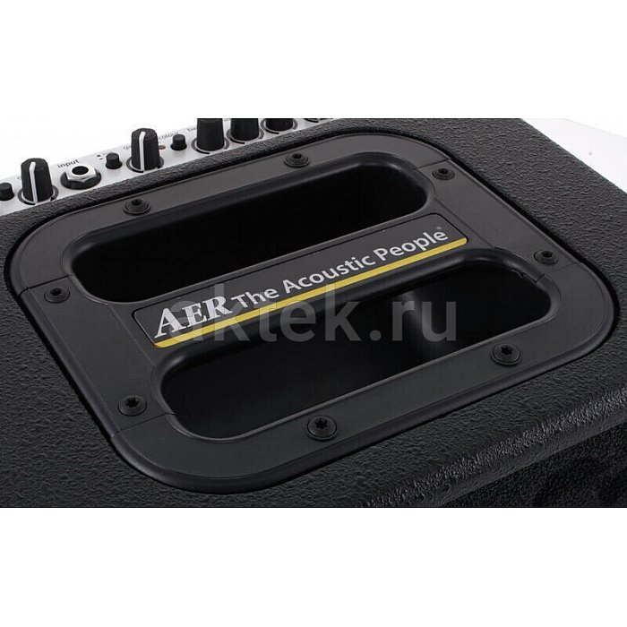 Гитарный комбоусилитель AER Alpha 5