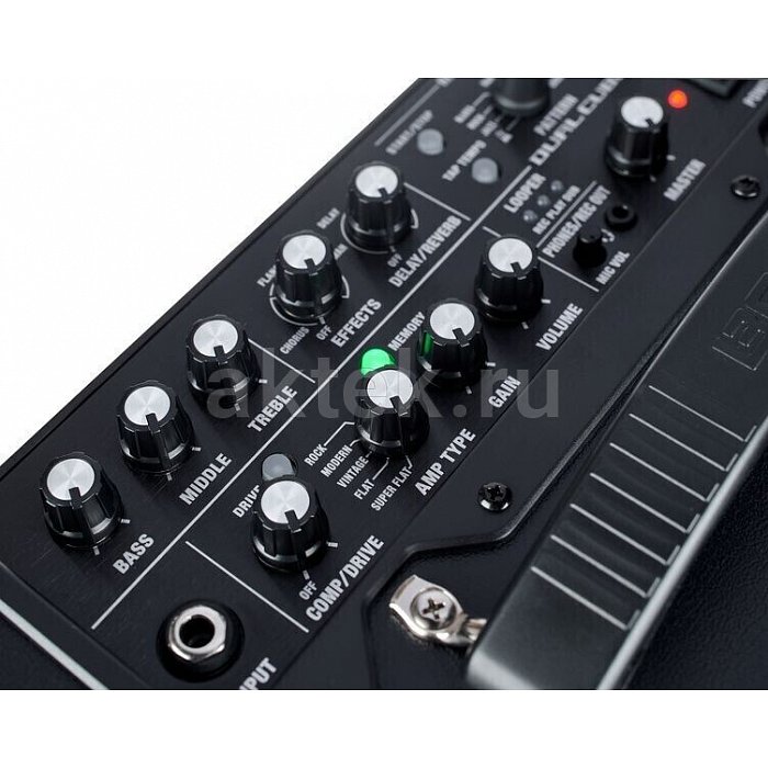 Басовый комбоусилитель Roland Dual Cube Bass LX 4