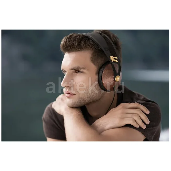 Полноразмерные наушники Meze 99 Classics Walnut Gold 7