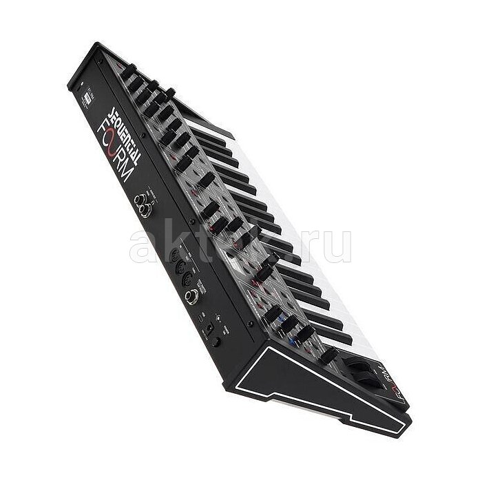 Синтезатор Sequential FourM 8