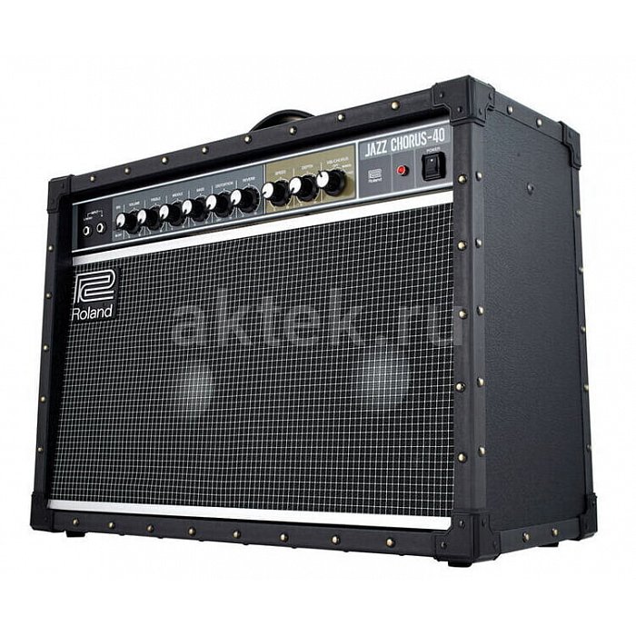 Гитарный комбоусилитель Roland JC-40 Jazz Chorus 40 3