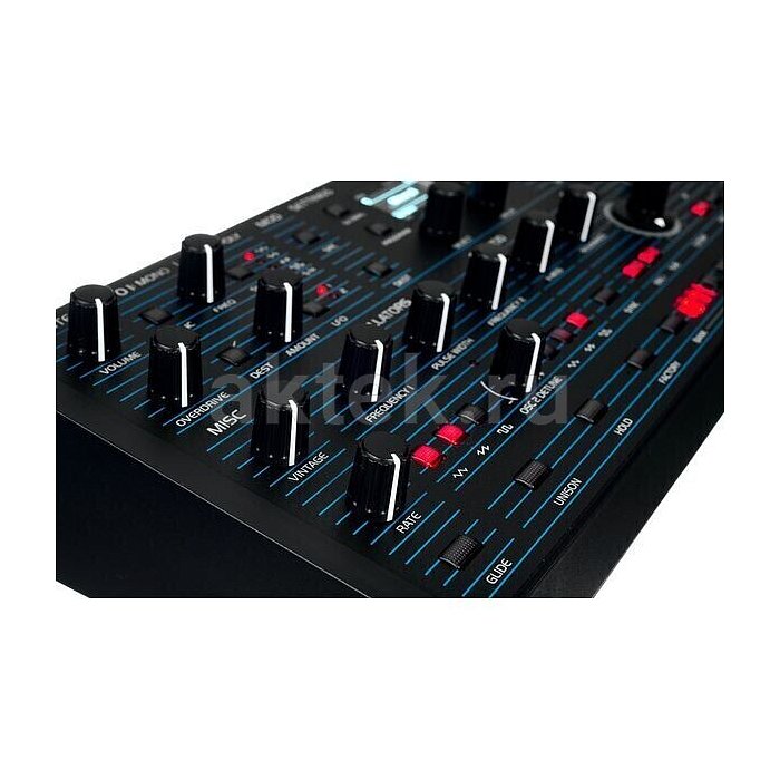 Синтезатор Oberheim TEO-5 Desktop 8