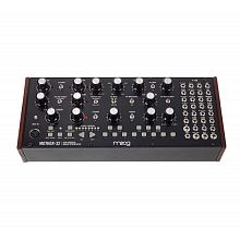 Синтезатор Moog Mother-32 2
