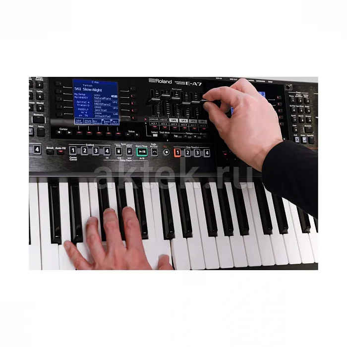 Roland E-A7 синтезатор, 61 клавиша, 1500 тембров 7