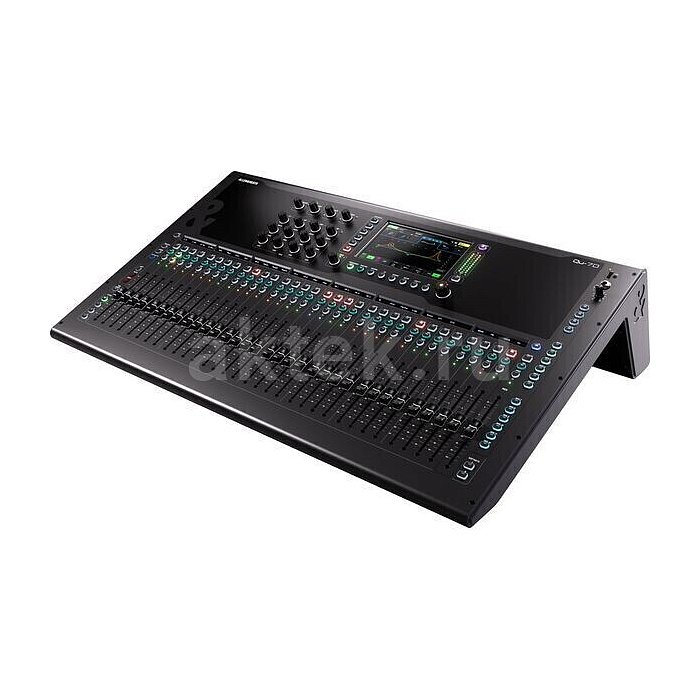Цифровой микшер Allen & Heath QU-7D Dante Console 5