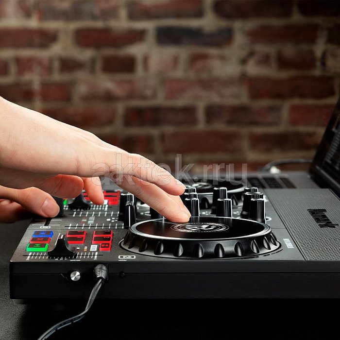 DJ-контроллер NUMARK PARTYMIX LIVE 6