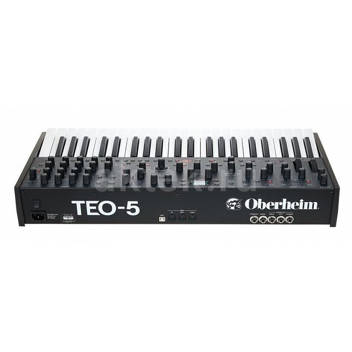 Синтезатор Oberheim TEO-5 8
